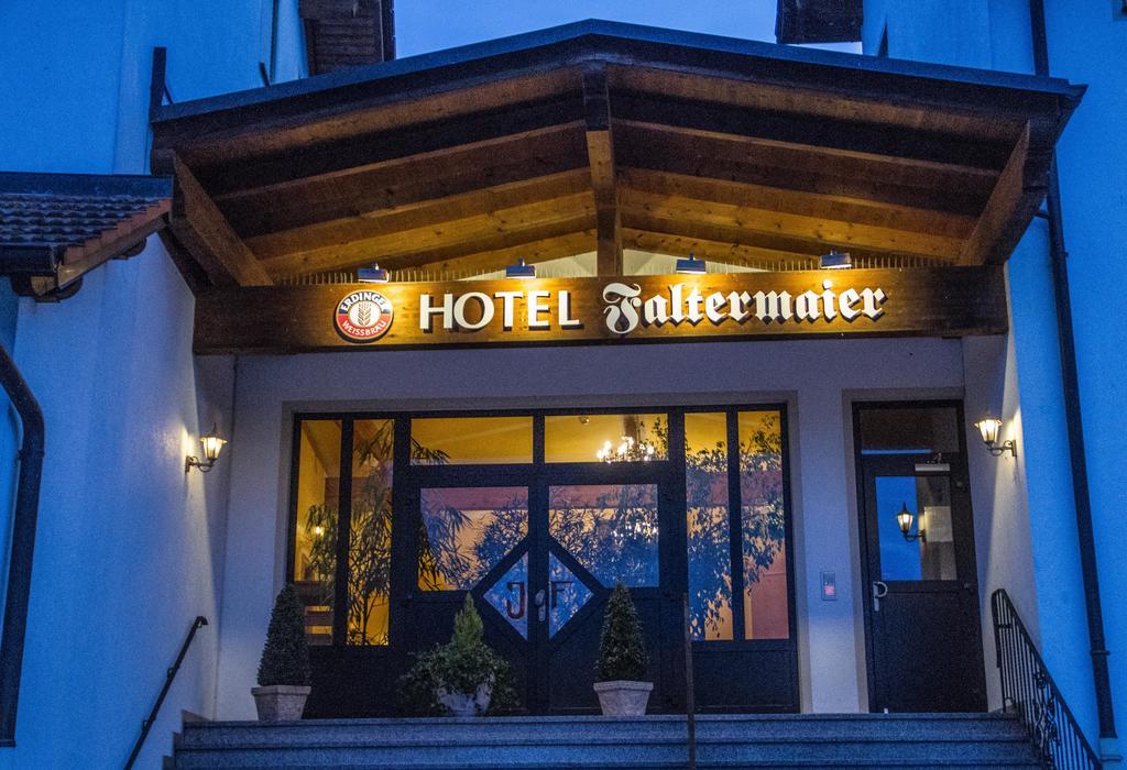 Gasthaus-Hotel Faltermaier Eicherloh Esterno foto